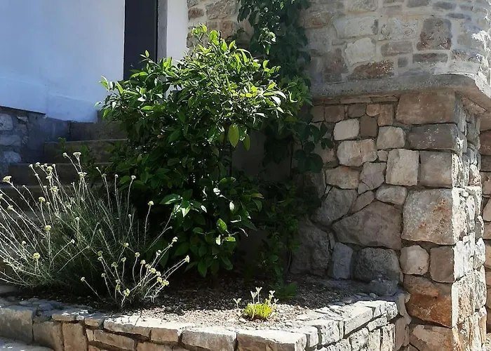 House ,, Plavi Biser 