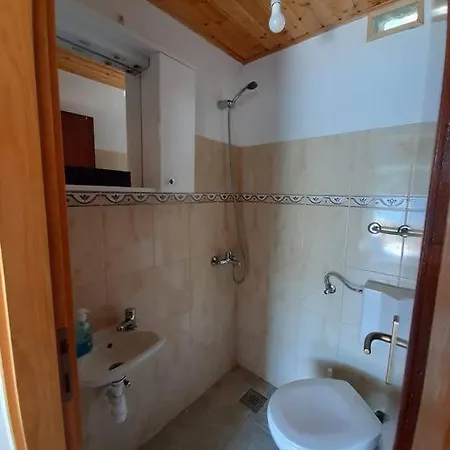 House ,, Plavi Biser 