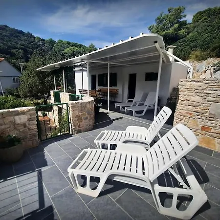 House ,, Plavi Biser 