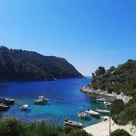 House ,, Plavi Biser 