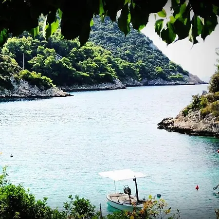 House ,, Plavi Biser 