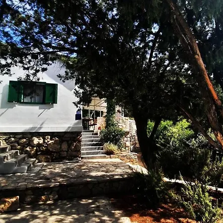House ,, Plavi Biser 