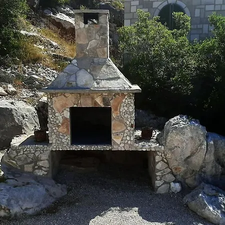 House ,, Plavi Biser 