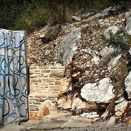 House ,, Plavi Biser 